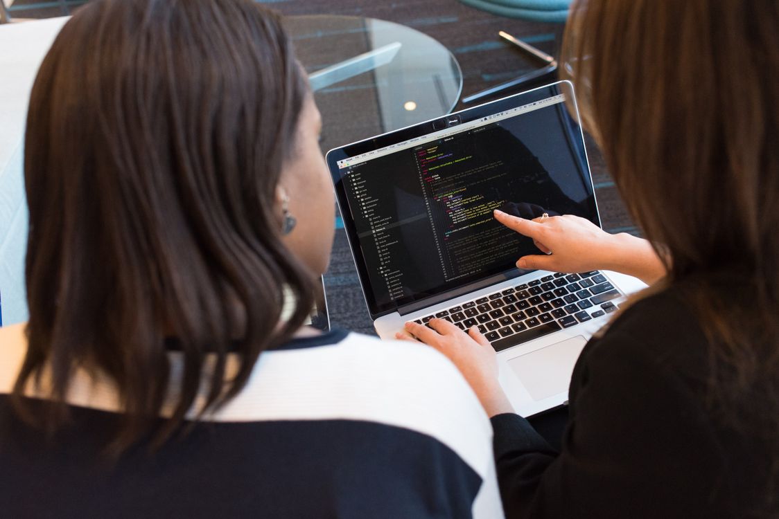Developer viewing WordPress error logs on a laptop without FTP or server access